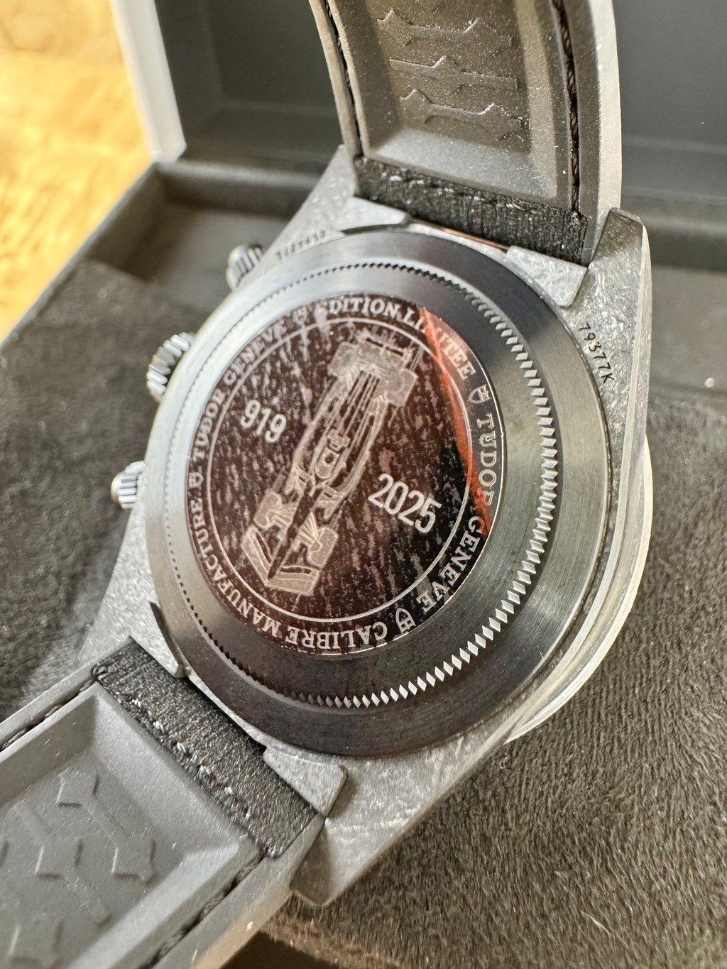 Tudor Black Bay Chrono "Carbon 25" | 2025 Unworn Full Set image 6