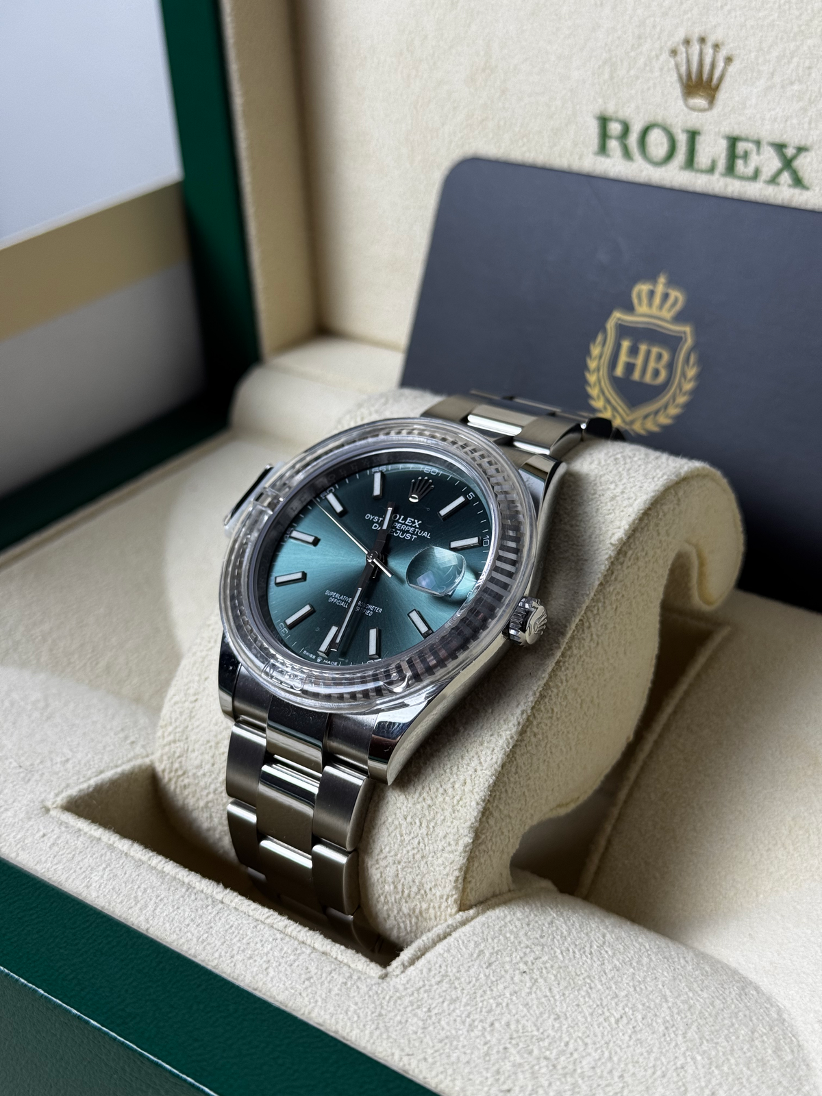 Rolex Datejust 41 Mint Green 126334 Unworn 2022 image 4