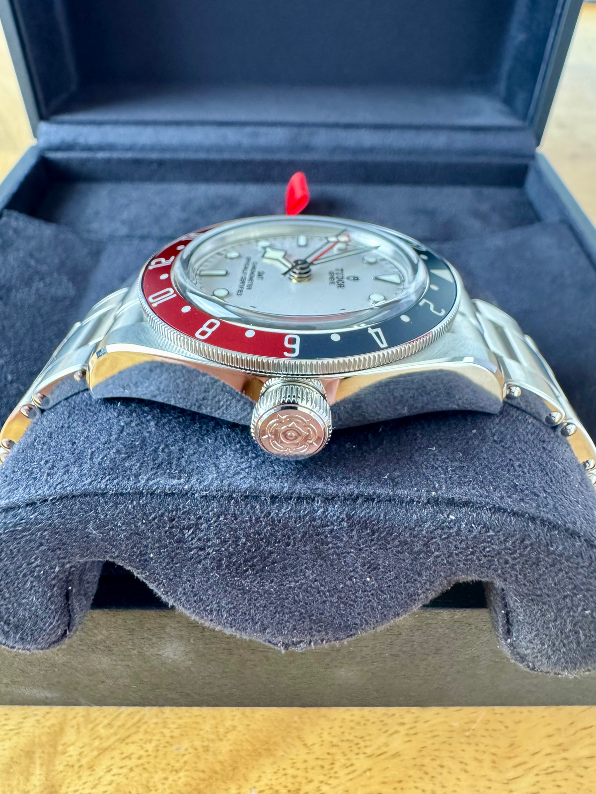 Tudor Black Bay GMT “Pepsi” | 2023 Unworn Full Set image 5