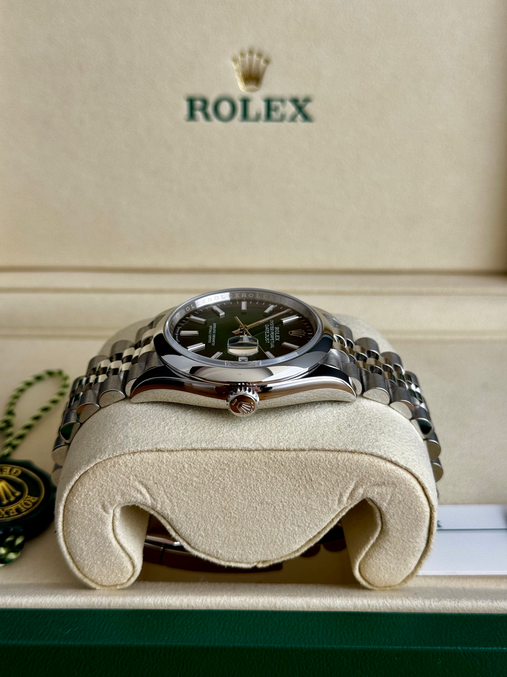 Rolex Datejust 36 Green Ombre Dial Jubilee Bracelet 126200 | 2026 | Full Set image 2