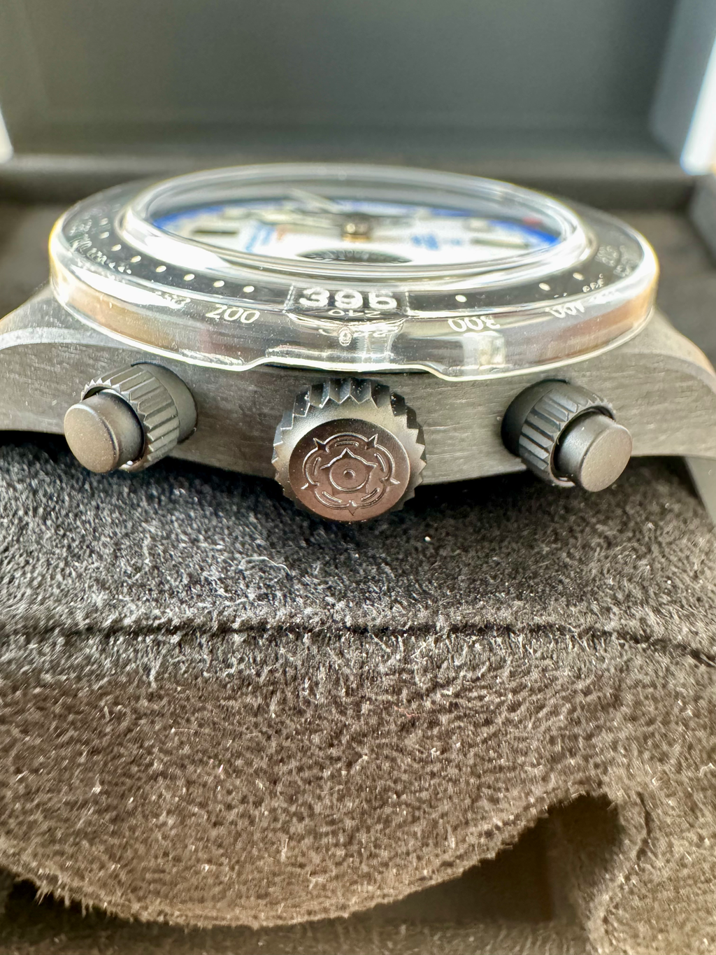 Tudor Black Bay Chrono "Carbon 25" | 2025 Unworn Full Set image 4
