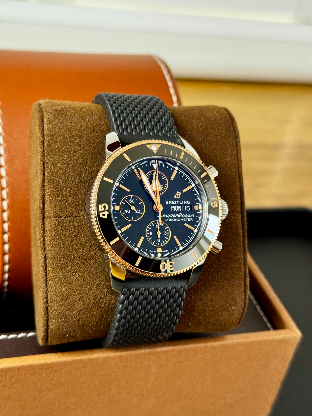 Breitling Superocean Heritage II Chronograph 44 |2018 | Black & Rose Gold U13313 image 2