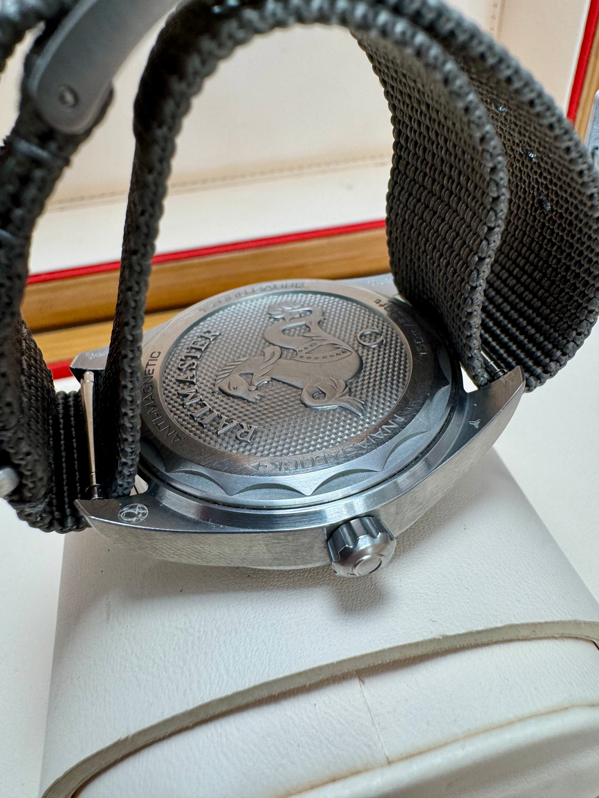 Omega Railmaster Co-Axial Master Chrono | 40mm | 2020 | Full Set | Mint Cond. image 6