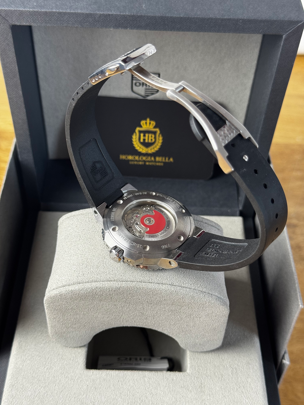 Oris Aquis Date Diver Automatic image 8