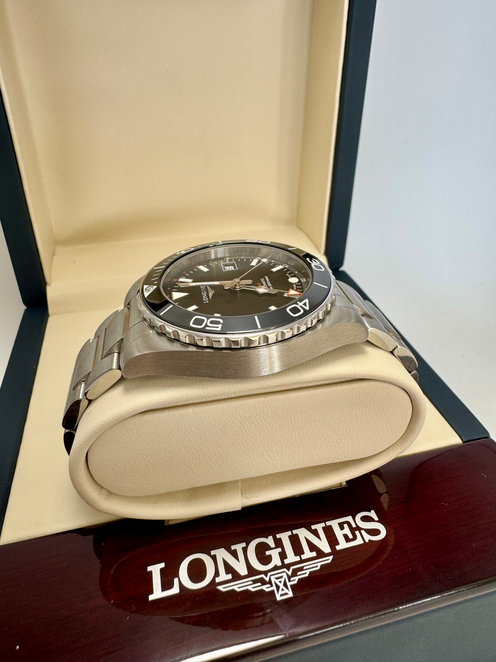 Longines HydroConquest GMT | 41mm | 2024 | Full Set | Balance of 5 Year Warranty image 8