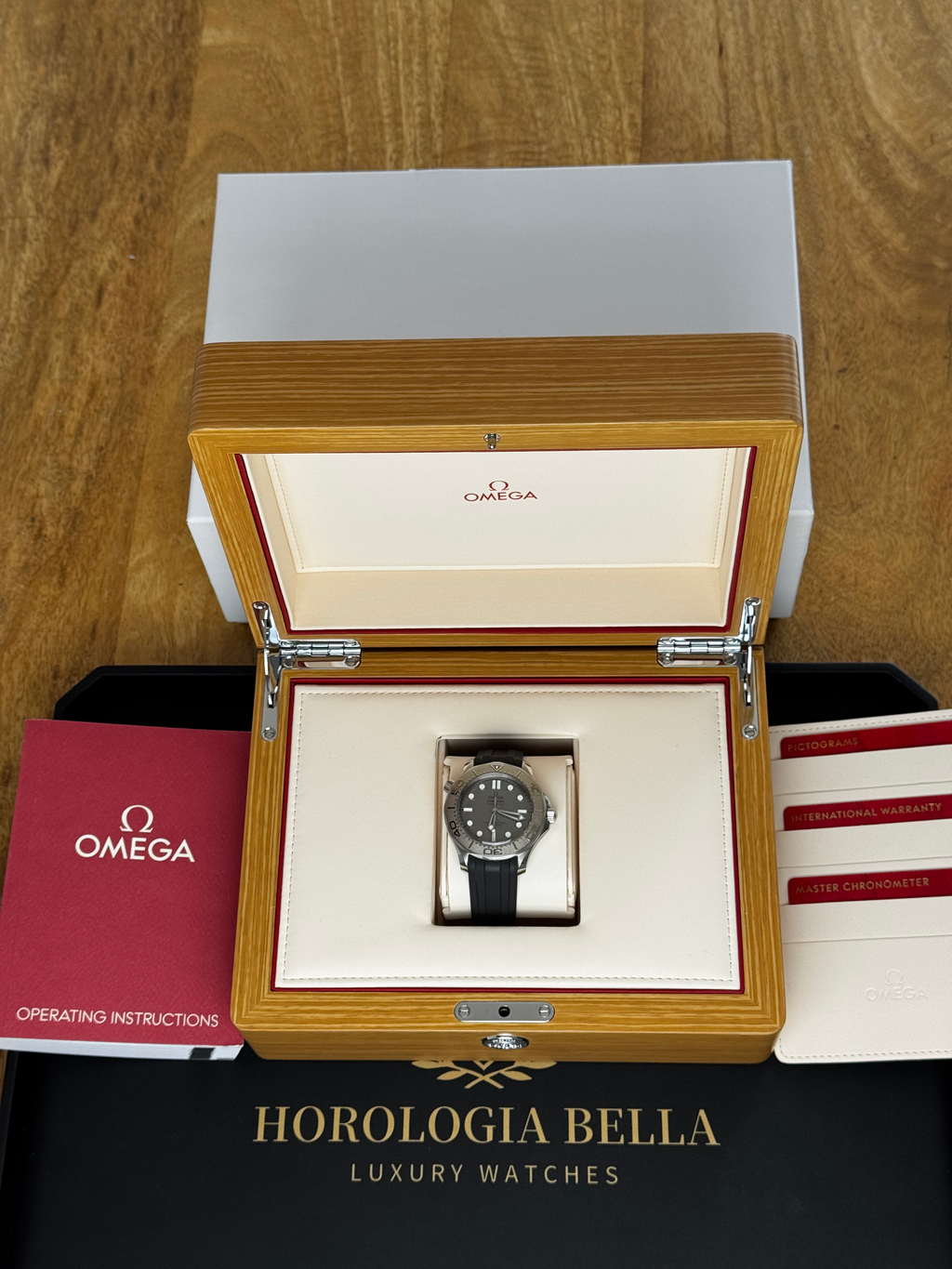 Omega Seamaster Diver 300 Professional | 2025 | Full Set | Titanium Bezel | Mint image 17