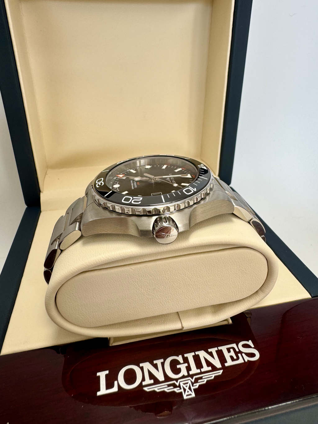 Longines HydroConquest GMT | 41mm | 2024 | Full Set | Balance of 5 Year Warranty image 10