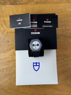 Tudor Black Bay Chrono "Carbon 25" | 2025 Unworn Full Set image 9