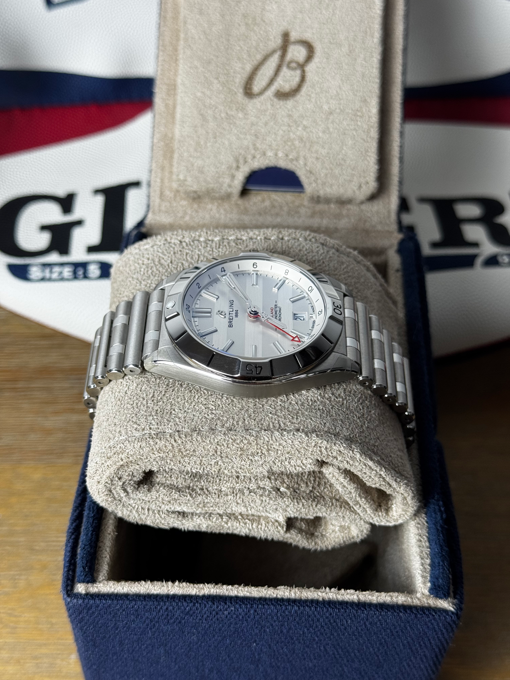 Breitling Chronomat GMT 40 Six Nations England A32398 image 5