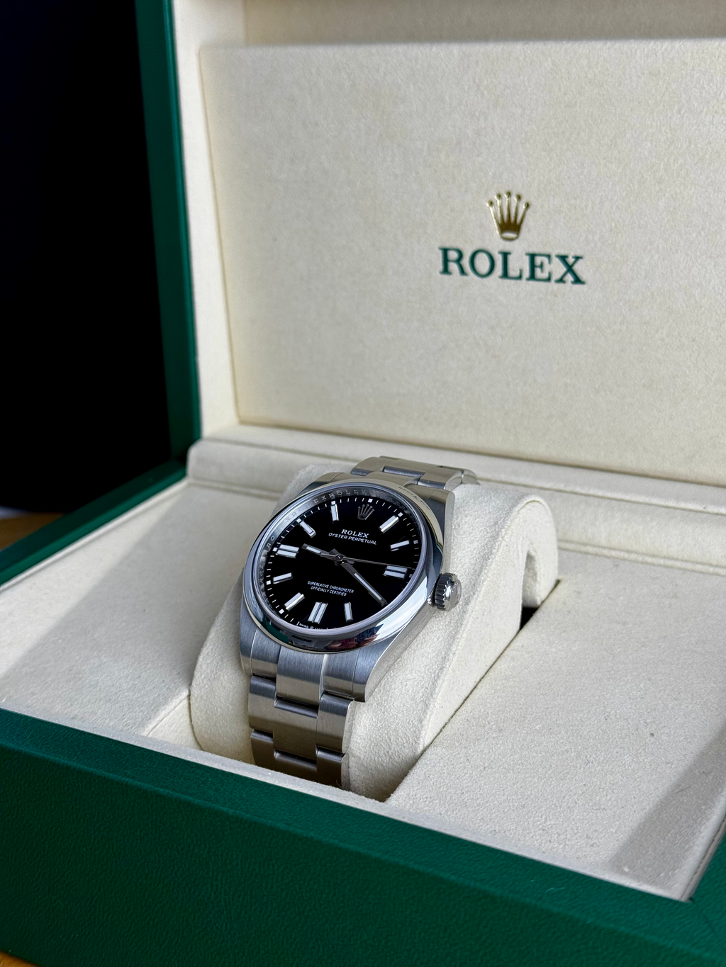 Rolex Oyster Perpetual 41 134300 Black Dial | July 2025 | Full Set - mint cond.