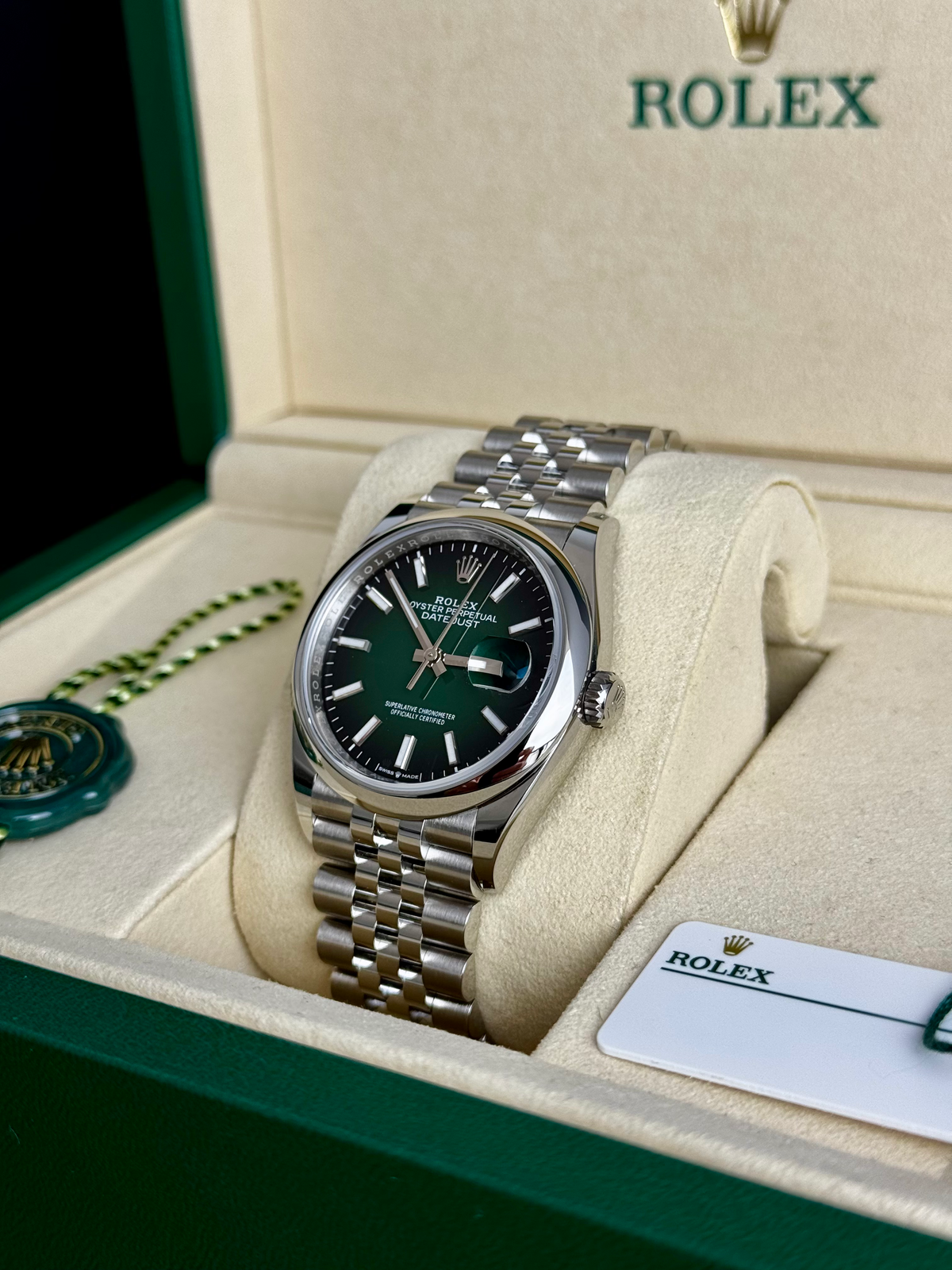Rolex Datejust 36 Green Ombre Dial Jubilee Bracelet 126200 | 2026 | Full Set image 3