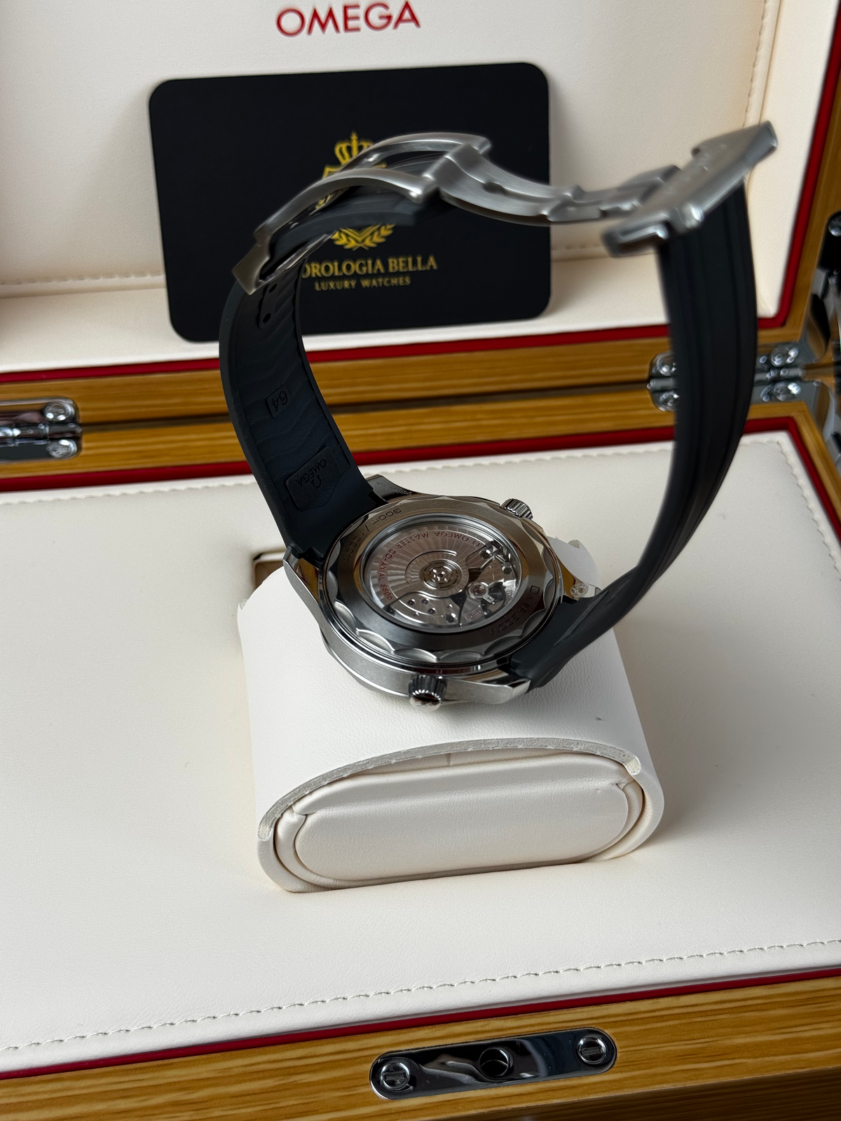 Omega Seamaster Diver 300 Professional | 2025 | Full Set | Titanium Bezel | Mint image 6