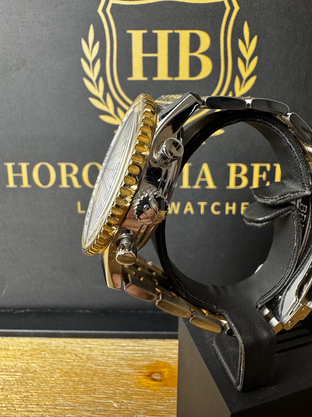 Breitling Navitimer D23322 Black Dial 18ct Gold & Steel image 6