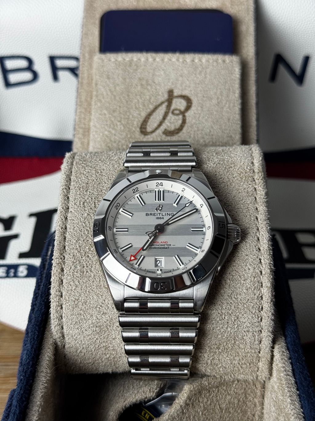 Breitling Chronomat GMT 40 Six Nations England A32398 image 11