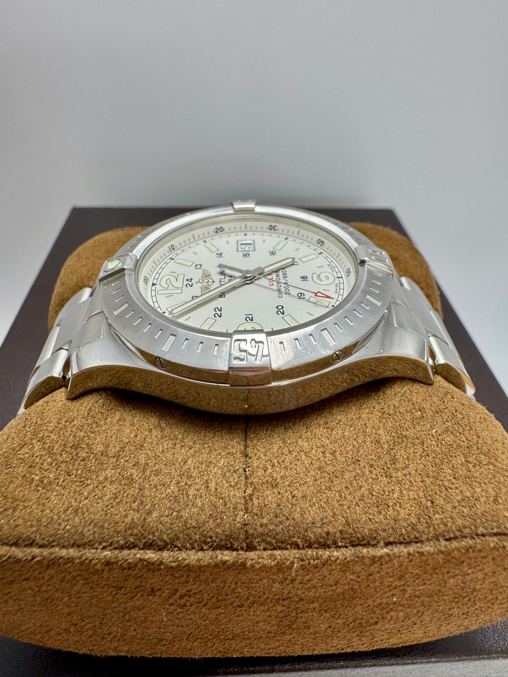 Breitling Colt SuperQuartz A74388 | 2018 | Full Set | Unworn Condition image 3