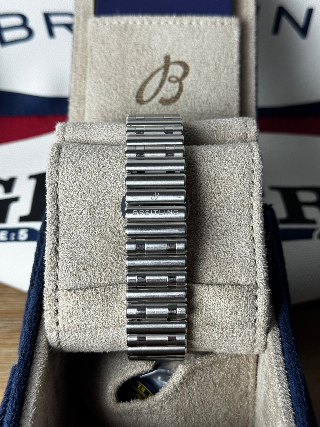 Breitling Chronomat GMT 40 Six Nations England A32398 image 9