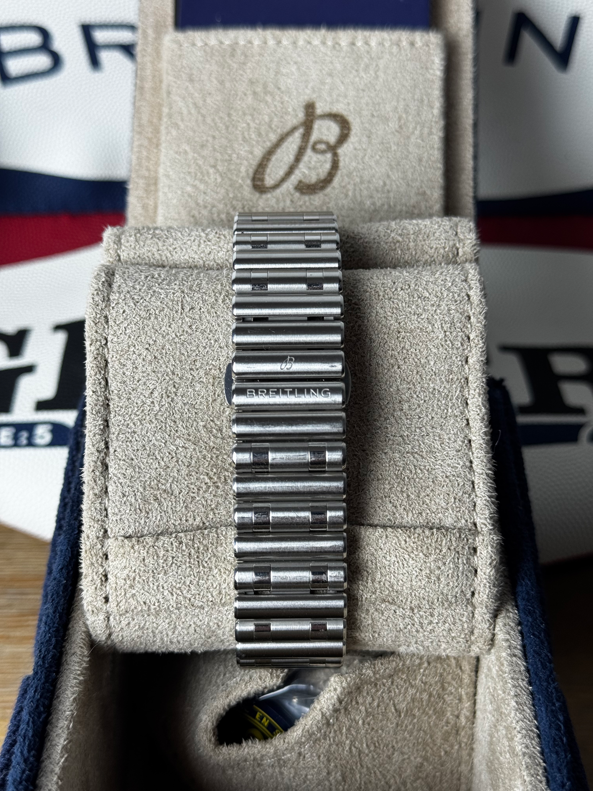 Breitling Chronomat GMT 40 Six Nations England A32398 image 9