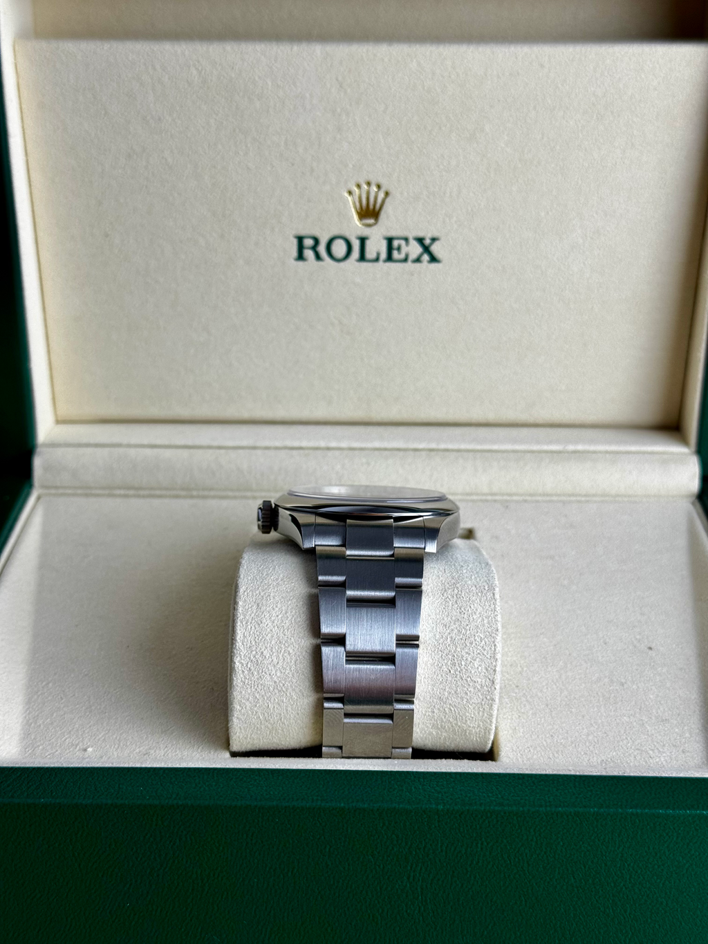 Rolex Oyster Perpetual 41 134300 Black Dial | July 2025 | Full Set - mint cond. image 4