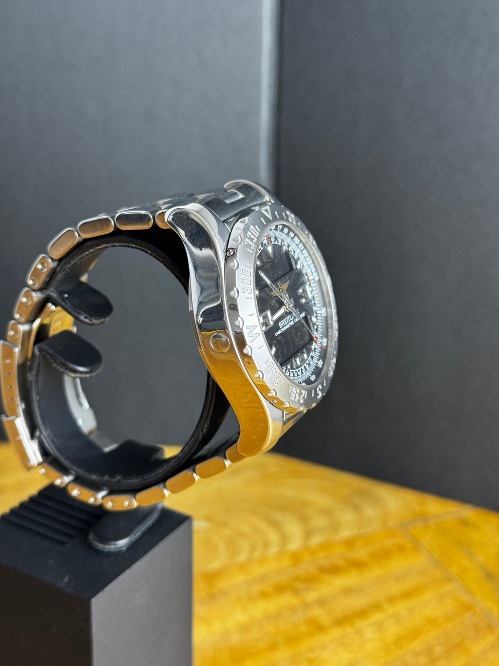 Breitling Airwolf SuperQuartz A78363 |2007 | Full Set | Service & New Battery image 6