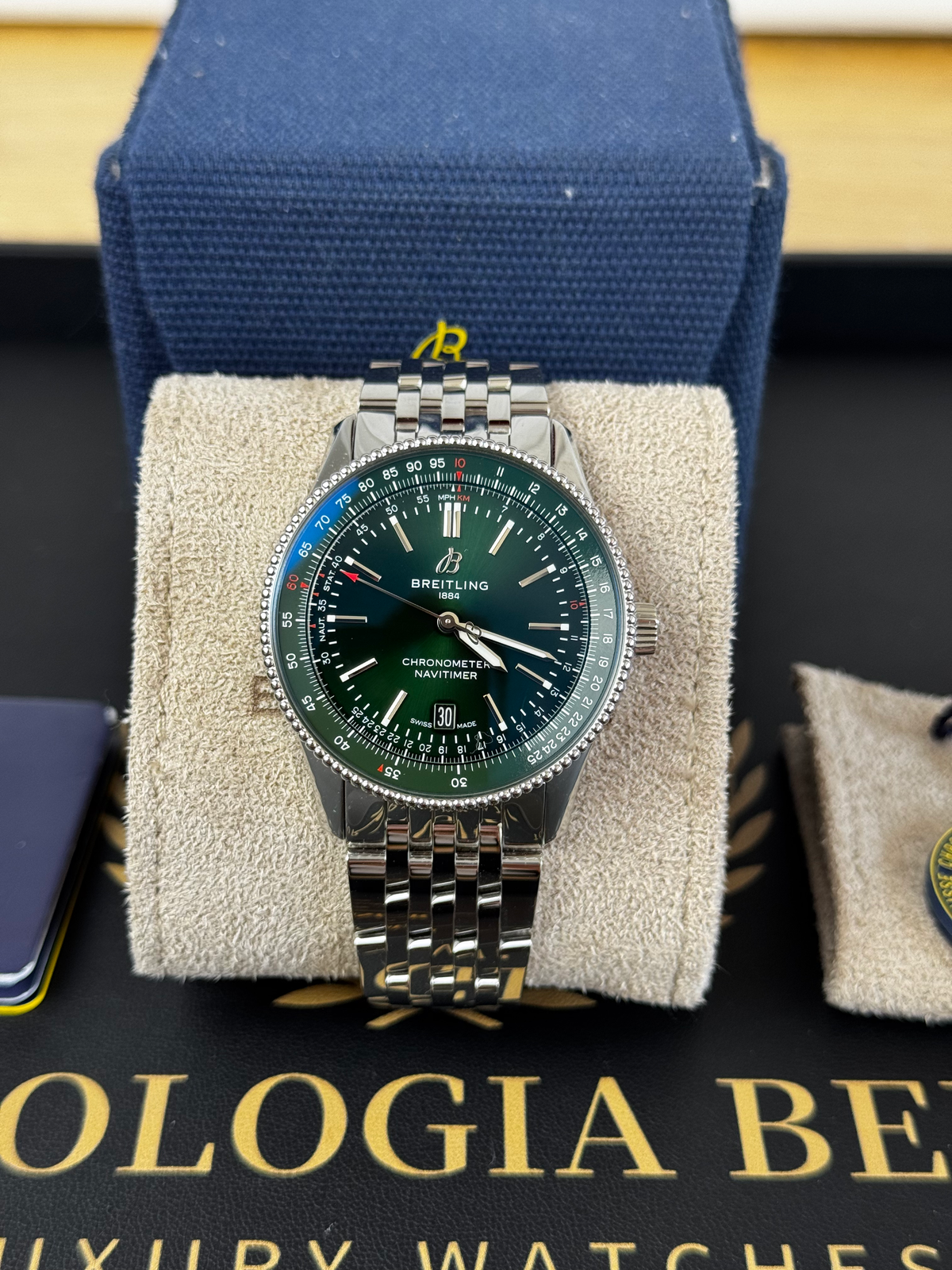 Breitling Navitimer Automatic 41 Green Dial A17326361L1A1 2024 Full Set