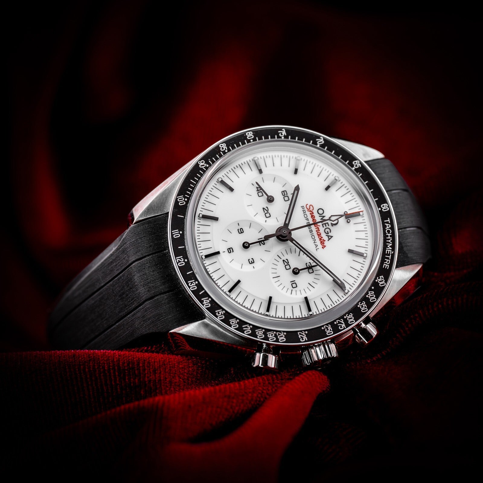 Horologia Bella luxury watch presentation